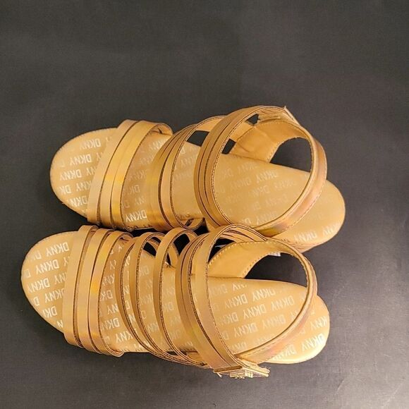 BRAND NEW DKNY KIDS AMBER LYNN PLATFORM WEDGE SANDAL G1 - Picture 8 of 15